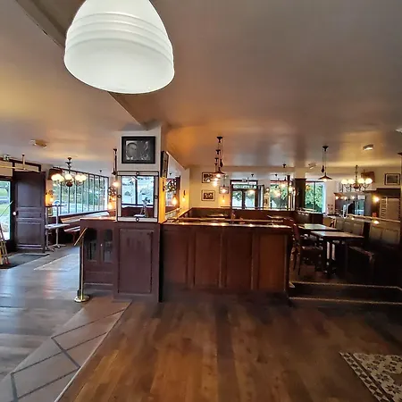 Le Sully Sur Yon Hotel