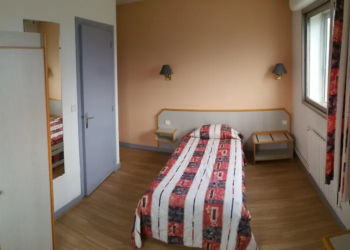 Le Sully Sur Yon 2* La Roche-sur-Yon