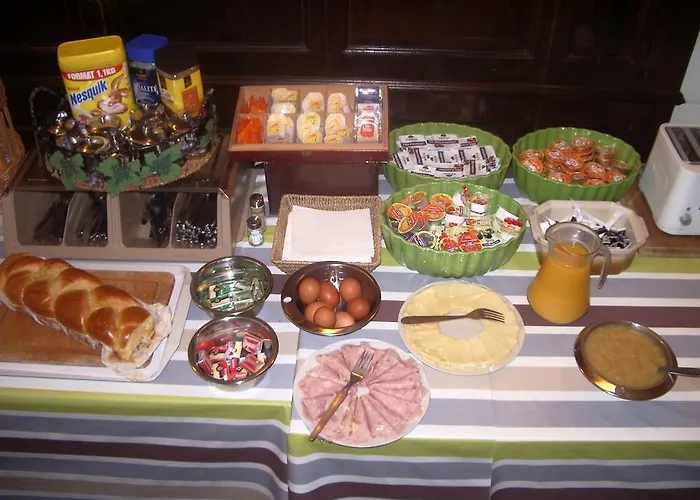 מלון Le Sully Sur Yon לה-רוש-סור-יון